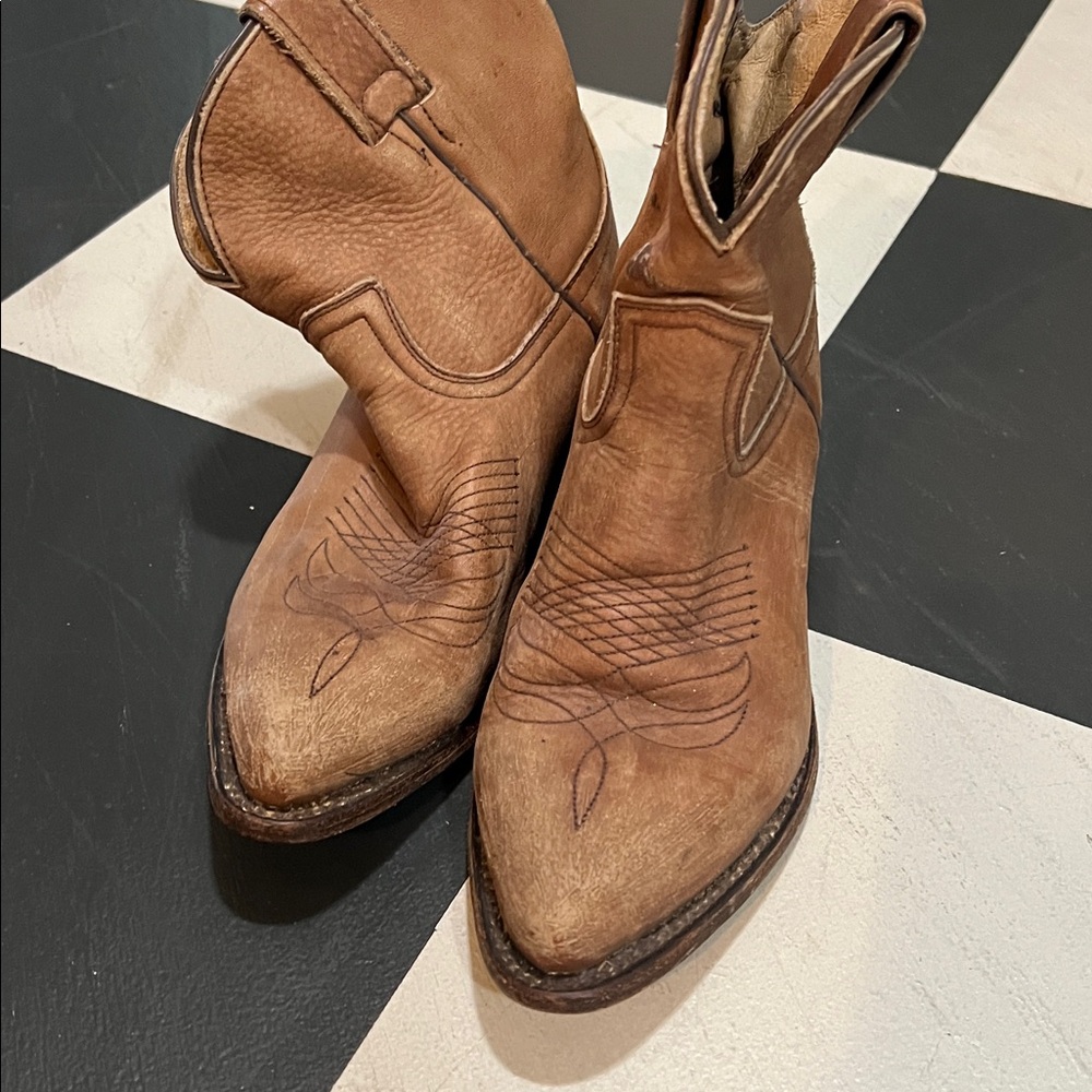 Frye Women’s 6.5 B Shirt Brown Leather Cowgirl Boots